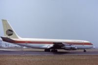 Photo: Continental Airlines, Boeing 707-300, N17325
