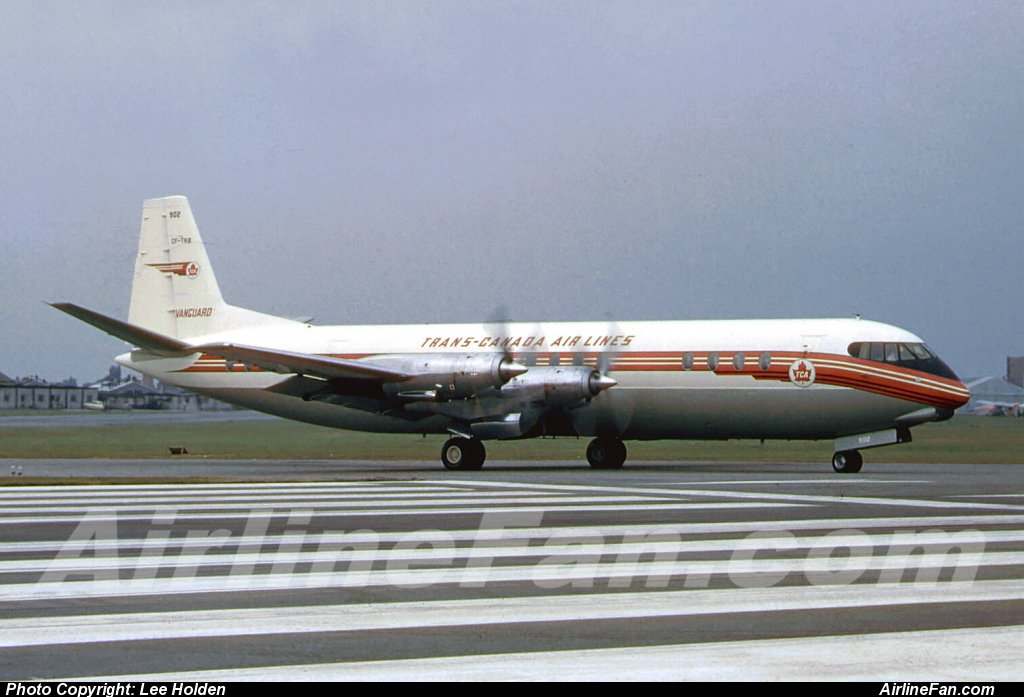 CF-TKB (725) Nice taxying shot at the Farnborough Air Show back in 1960.