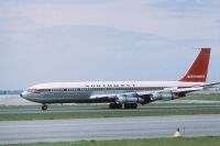 Photo: Northwest Airlines, Boeing 707-300