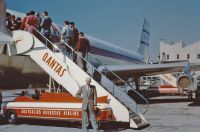Photo: Qantas, Boeing 707-100