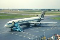 Photo: United Airlines, Boeing 727-200, N7633U