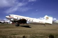 Photo: Cadet, Douglas DC-3, CP-572