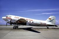 Photo: Lloyd Aereo Boliviano, Douglas C-47, CP-735