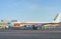 Photo: Western Airlines, Boeing 720, N3155