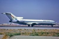 Photo: United Airlines, Boeing 727-200, N7637U