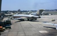 Photo: American Airlines, Boeing 727-200, N6812