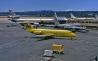 Photo: Hughes Airwest, Douglas DC-9-10, N9350