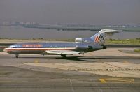 Photo: American Airlines, Boeing 727-100, N2915