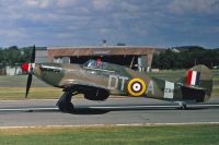Photo: Royal Air Force, Hawker Hurricane, PZ865